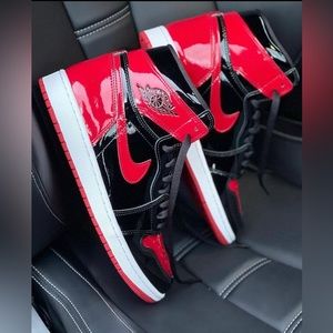 Air Jordan 1 Retro (brand new)